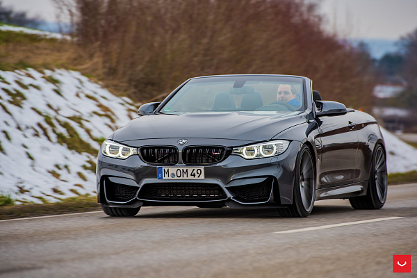Фото дисков Vossen VFS-2 Глянцевый графит на BMW 4/M4 (F32/F82)