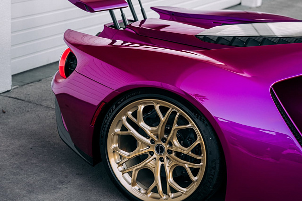 Фото дисков Brixton Forged PF14 R / RS Глянцевая шампань на Ford GT II