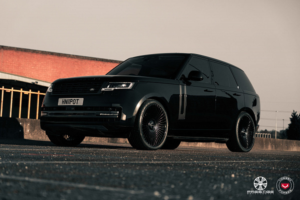 Фото дисков Vossen S17-16 Черный глянец на Range Rover V
