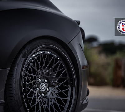 Фото дисков HRE 501 на Ferrari FF