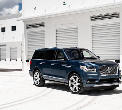 Фото дисков Vossen HF6-2 на Lincoln Navigator IV
