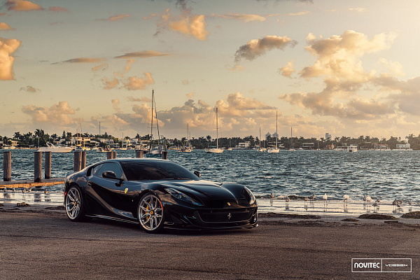 Фото дисков NOVITEC NF11 Глянцевый лак на Ferrari 812