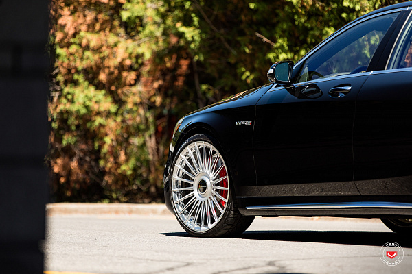 Фото дисков Vossen S17-13 Глянцевый лак на Mercedes-Benz S-Class (W222, C217)