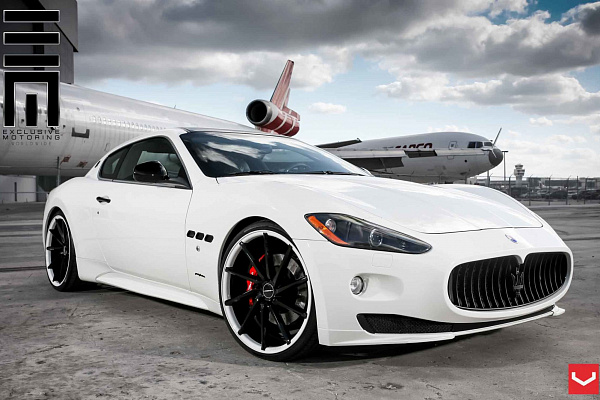 Фото дисков Vossen CVT Черный глянец на Maserati GranTurismo I