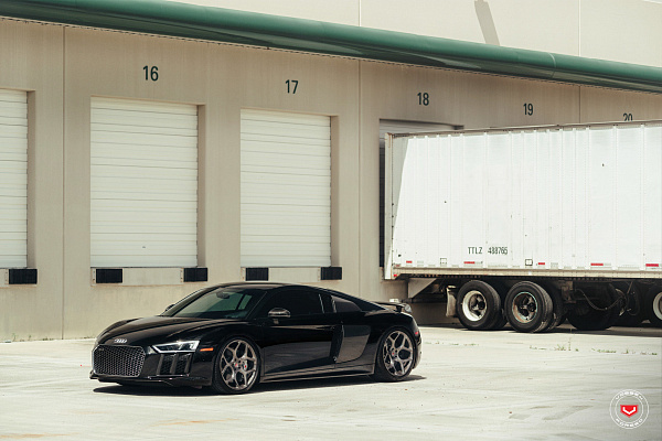 Фото дисков Vossen CG-205 Глянцевый тонированный лак на Audi R8 (4S)