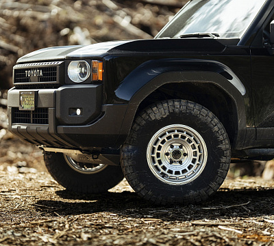 Фото дисков Black Rhino AWOL на Toyota Land Cruiser Prado 250