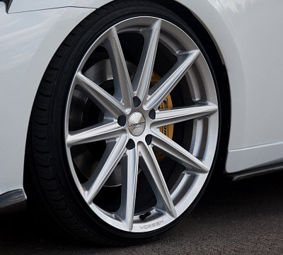 Фото дисков Vossen VFS-10 на Lexus IS II