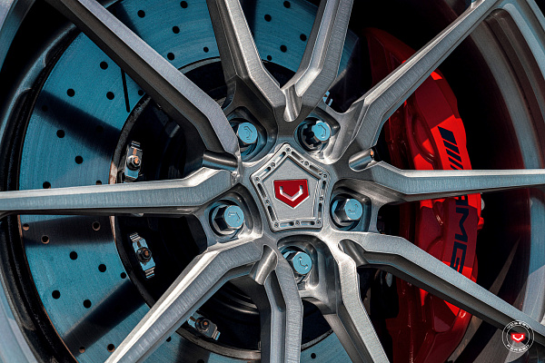 Фото дисков Vossen M-X2 Глянцевый тонированный лак на Mercedes-Benz AMG GT I