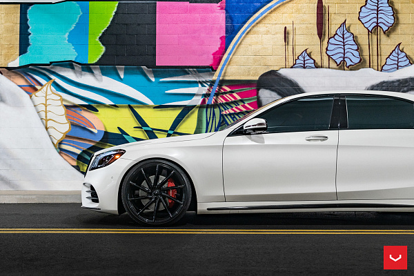 Фото дисков Vossen CVT Черный глянец на Mercedes-Benz S-Class (W222, C217)