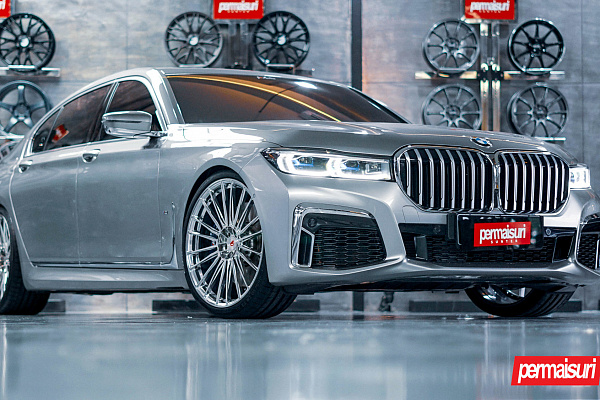 Фото дисков Vossen S17-04 Глянцевый лак на BMW 7 (G11/G12)