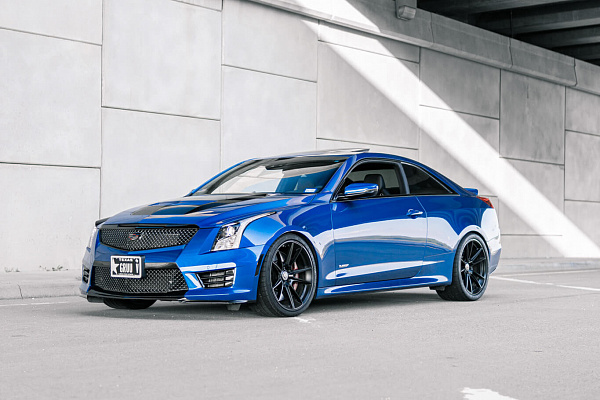 Фото дисков HRE FF04 Черный сатин на Cadillac ATS