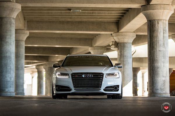 Фото дисков Vossen CG-205 Сатиновый лак на Audi A/S 8 (D4)