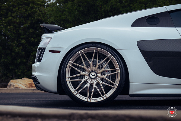 Фото дисков Vossen VPS-4 Глянцевая шампань на Audi R8 (4S)