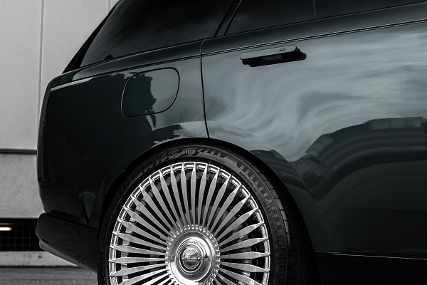 Фото дисков ST Wheels ST2 Полированный лак на Land Rover Range Rover V
