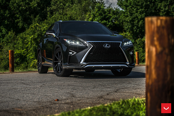 Фото дисков Vossen CVT Черный глянец на Lexus RX IV