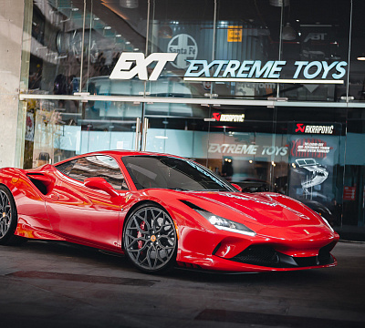Фото дисков Vossen S17-01 на Ferrari F8
