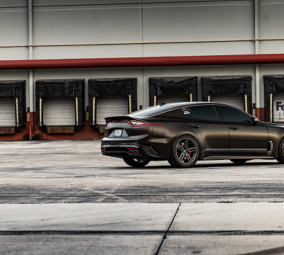 Фото дисков Vossen HF-1 на Kia Stinger
