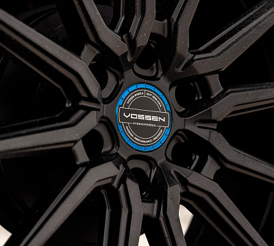 Фото дисков Vossen HF6-1 на Toyota Tacoma III