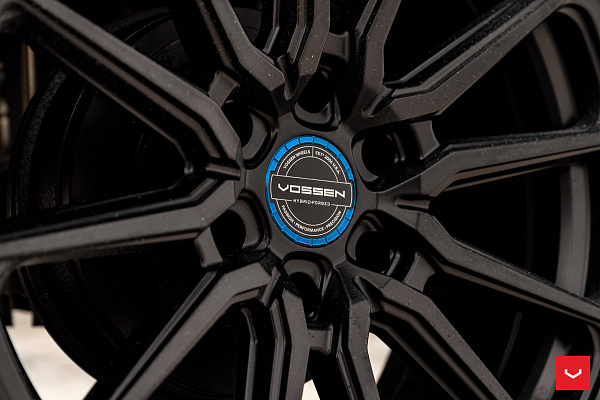 Фото дисков Vossen HF6-1 Черный сатин на Toyota Tacoma III