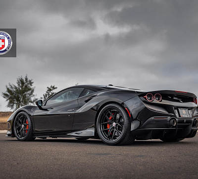 Фото дисков HRE S101SC на Ferrari F8