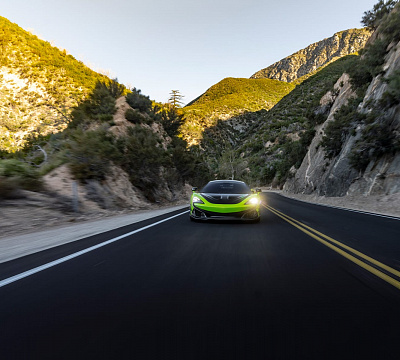 Фото дисков Brixton Forged PF14 R / RS на McLaren 600