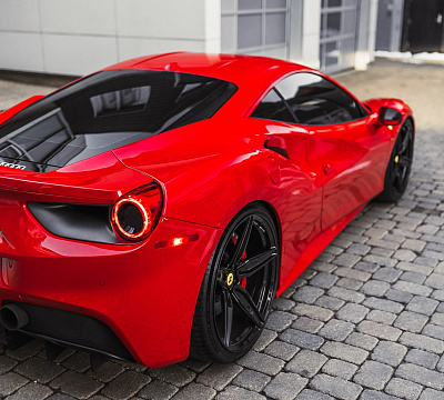 Фото дисков Brixton Forged PF4 на Ferrari 488
