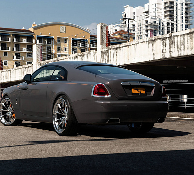 Фото дисков HRE S204H на Rolls-Royce Wraith