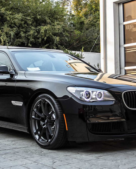 Фото дисков C882 Черный глянец на BMW 7 (F01/F02/F04)