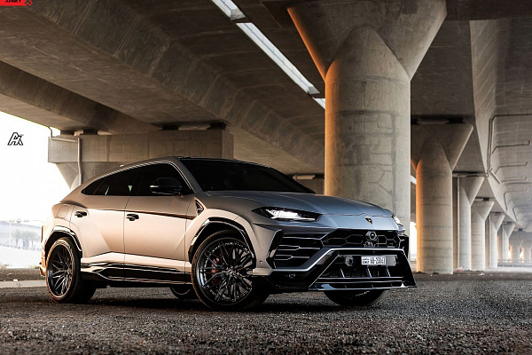 Фото дисков Anrky S3-X1 Глянцевый темный лак на Lamborghini Urus