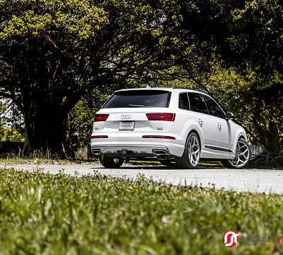 Фото дисков Vossen CG-205 на Audi Q7 (4M)