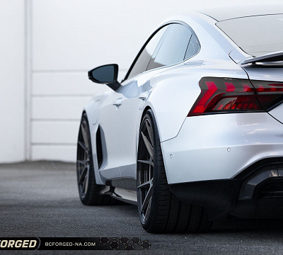 Фото дисков BC Forged HCA165 на Audi E-tron GT
