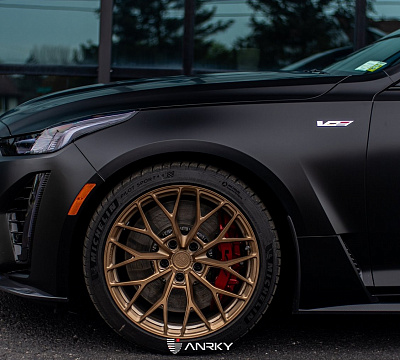 Фото дисков Anrky AN10 на Cadillac CT5