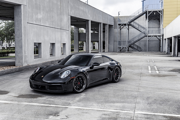 Фото дисков Strasse Wheels SV5 Deep Concave FS Черный сатин на Porsche 911 VIII