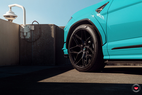 Фото дисков Vossen S21-08 Глянцевый тонированный лак на Lamborghini Urus