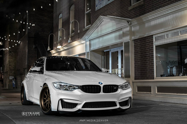 Фото дисков Strasse Wheels R10 Competition Сатиновая темная бронза на BMW 3/M3 (F3x/F80)