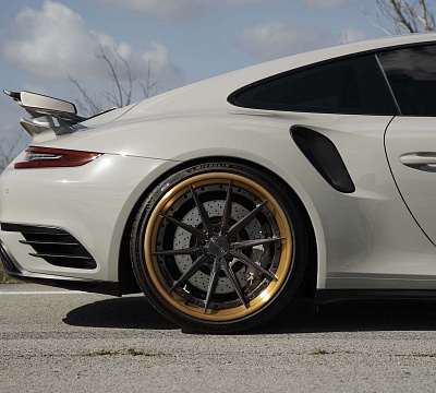 Фото дисков Strasse Wheels SV10 Deep Concave FS на Porsche 911 VII
