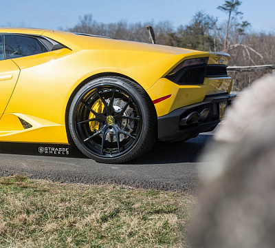 Фото дисков Strasse Wheels SM5R Deep Concave FS на Lamborghini Huracan