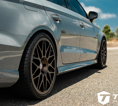 Фото дисков HRE 300M на Audi A/S/RS 3 (8V)