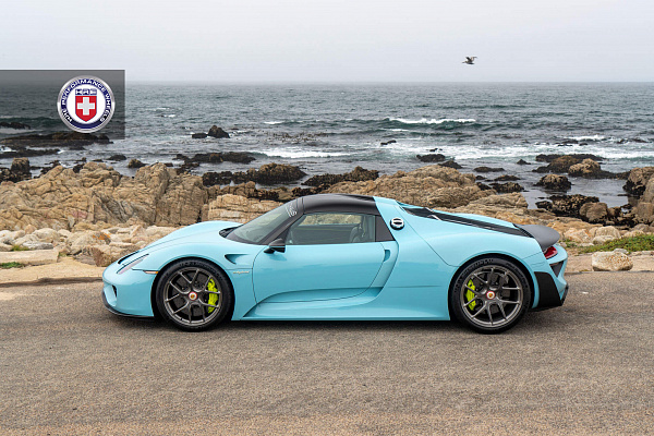 Фото дисков HRE R101 Lightweight Глянцевый темный лак на Porsche 918 Spyder