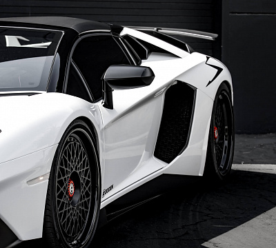 Фото дисков HRE 501 на Lamborghini Aventador