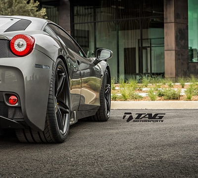 Фото дисков HRE P107 на Ferrari 458