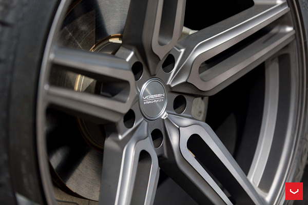 Фото дисков Vossen HF-1 Сатиновый графит на BMW X5/X5 M (F15/F85)