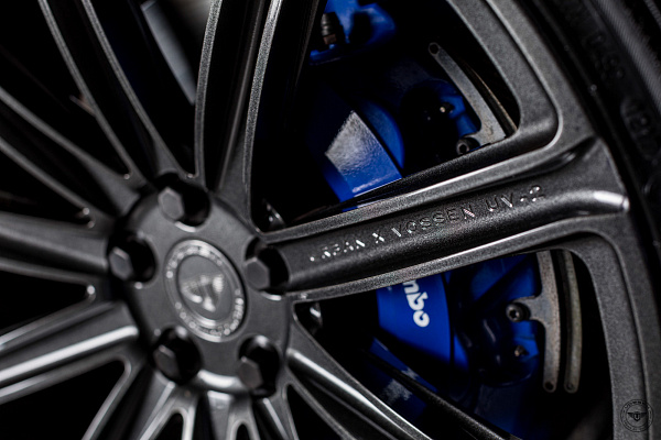 Фото дисков Vossen UV-2 Матовый графит на Range Rover Sport II