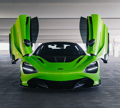 Фото дисков Brixton Forged PF10 на McLaren 720S