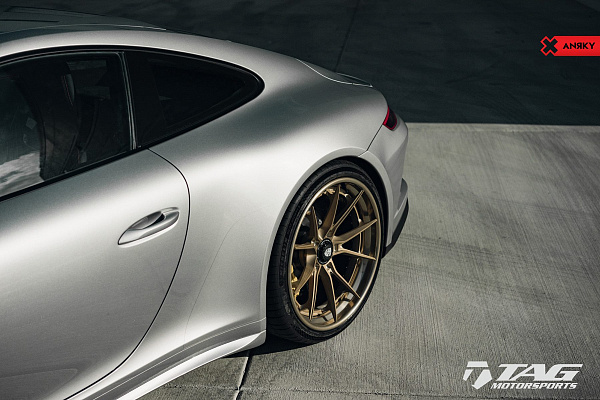 Фото дисков Anrky AN32 Сатиновое темное золото на Porsche 911 VII
