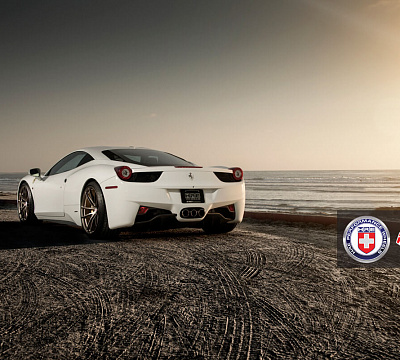Фото дисков HRE P104 на Ferrari 458