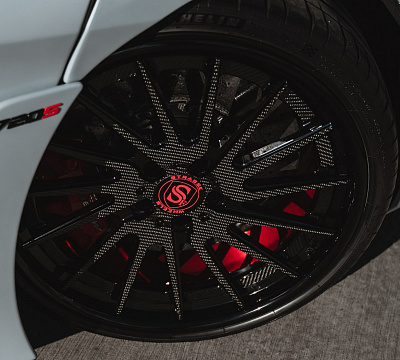 Фото дисков Strasse Wheels SV15T Deep Concave FS на McLaren 720S