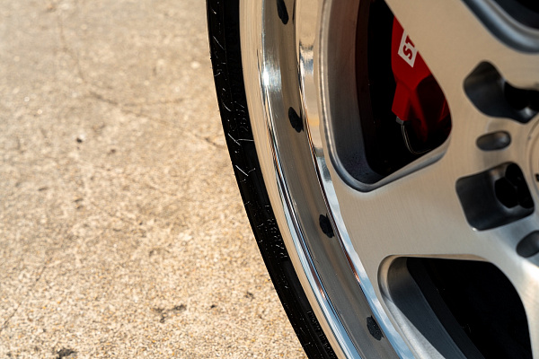 Фото дисков Strasse Wheels S5 Track Глянцевый лак на Toyota Supra A80