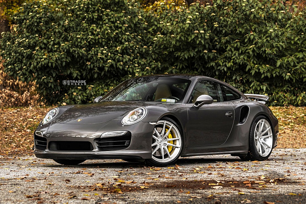 Фото дисков Strasse Wheels SV1 Deep Concave Monoblock Глянцевый лак на Porsche 911 VII