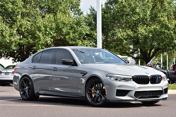 Фото дисков HRE FF04 Глянцевый графит на BMW 5/M5 (G30/F90)